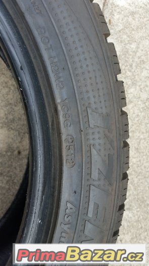 Prodám zimní pneumatiky Kumho Izent KW 27: 245/45/ R18 100 V – fotografie 3