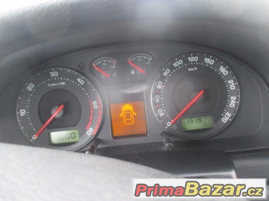 Skoda Superb 2.5tdi 120kw 2004 – fotografie 5