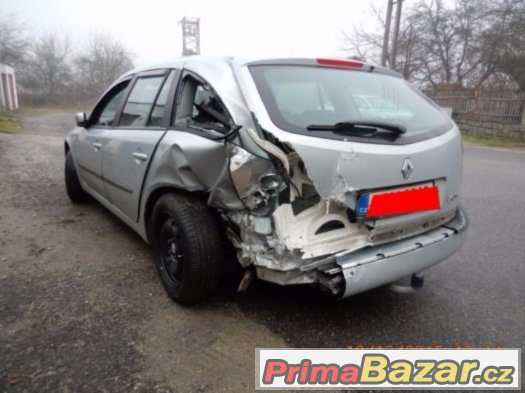 Renault Laguna 1.8 2002 POJIZDNE – fotografie 2