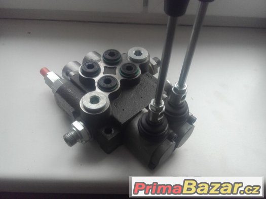 Hydraulický rozvaděč – fotografie 1