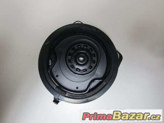 Horní uložení zadního tlumiče Mazda 323 BA 1994-2000 – fotografie 4