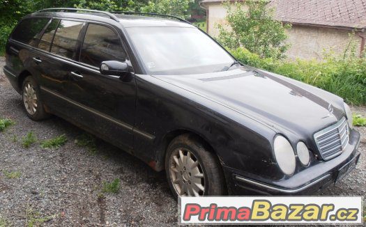 Mercedes-Benz 210 2,7 CDI – fotografie 5