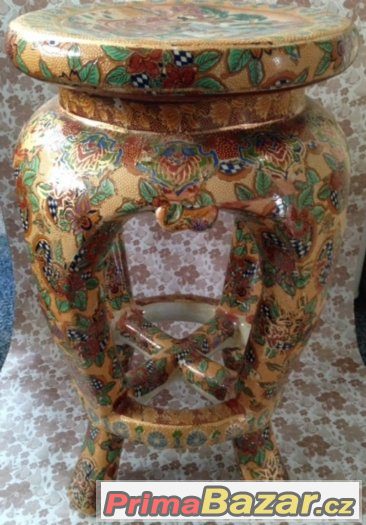 Veliký CHINA stolek cca výška 45 cm - průměr 25-30 cm – fotografie 1