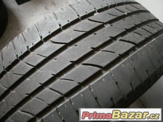 Prodám 2 x letní pneu Bridgestone 235/60-16 – fotografie 2
