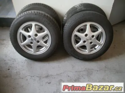 Prodám alu kola  Renault pneu letní Barum 165/70-13 stav 99%