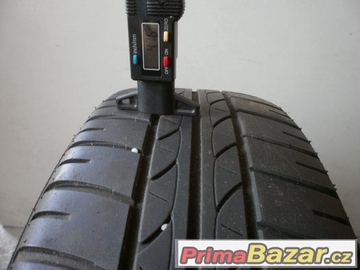 Prodám 2 x letní pneu Bridgestone 175/55-15 – fotografie 3