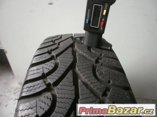 Prodám 2 x zimní pneu Fulda 155/65-14 – fotografie 4