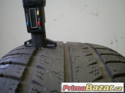 Prodám 2x Pneu Kumho 215/55-15 zimní – fotografie 4