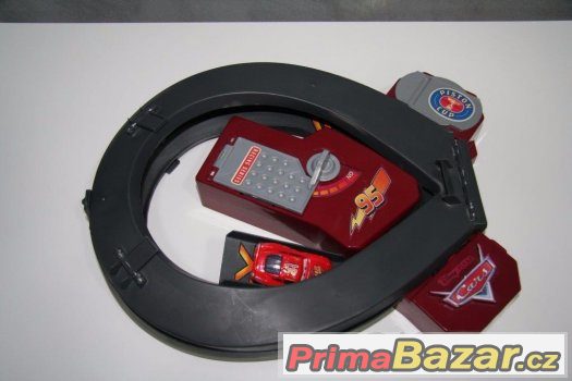 Elektrická autodráha zn.The Cars vč.autíčka Lighting McQueen – fotografie 4