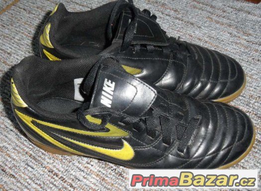 Sálovky Nike – fotografie 1