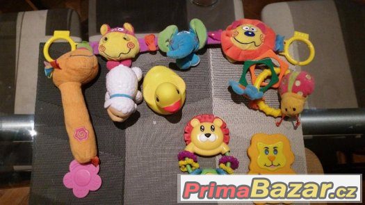 Mix hraček pro miminko – fotografie 1