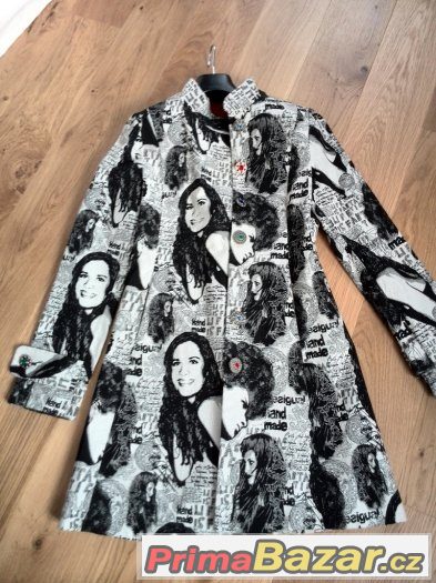 Jarní kabátek Desigual – fotografie 2