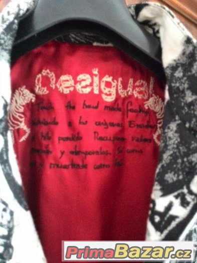 Jarní kabátek Desigual – fotografie 3