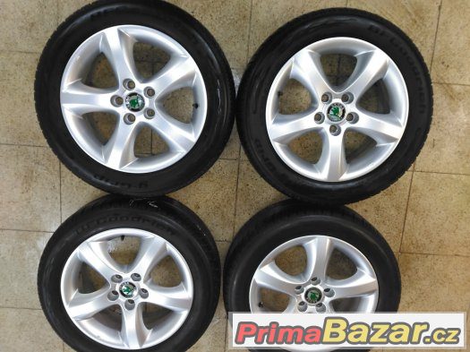 Škoda Fabia II, Roomster – letní sada orig. 15“ Al kol – fotografie 1