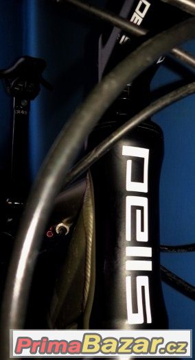 Samolepka Pells na bike s bílým písmem – fotografie 2