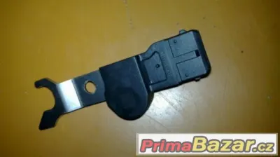 Prodám snímač otáček vačkového hřídele pro vozy Opel Astra