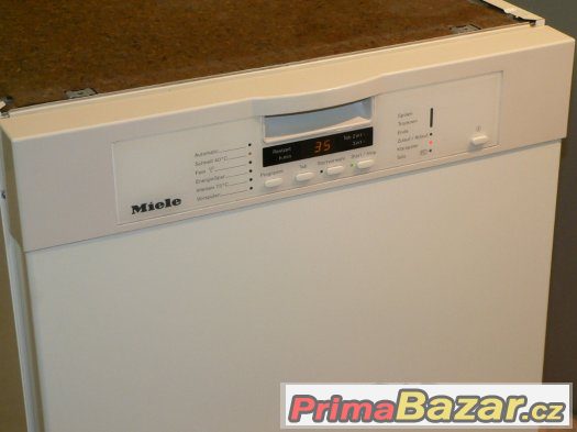 Myčka Miele bílá G1290SC, tři koše – fotografie 3