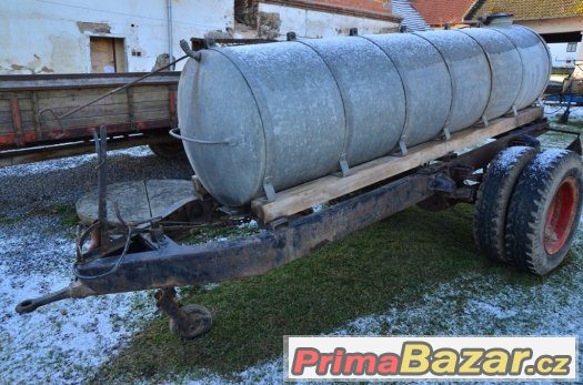 Nádrž na vodu 2.000L Oboustraný pozink – fotografie 1
