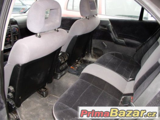 Náhradní díly z vozu Opel Omega B – fotografie 4