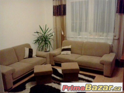 Sedací souprava 3+ 2+ 2x taburet – fotografie 1
