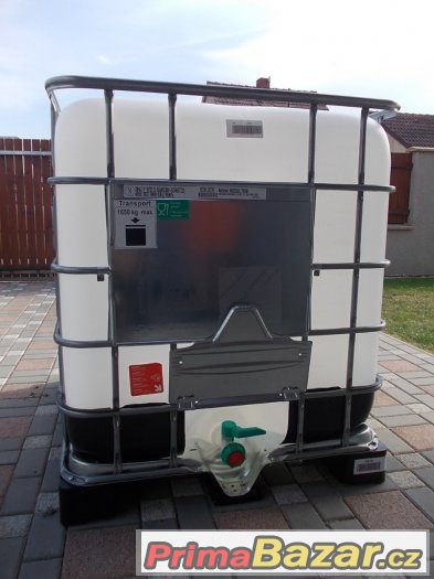 prodam nadrž na pitnou vodu potravinovy plast 600l a 800l – fotografie 1