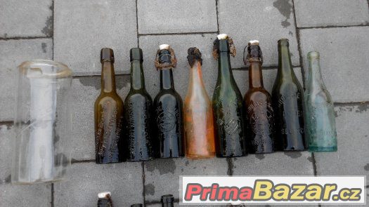 Stare pivni lahve – fotografie 3