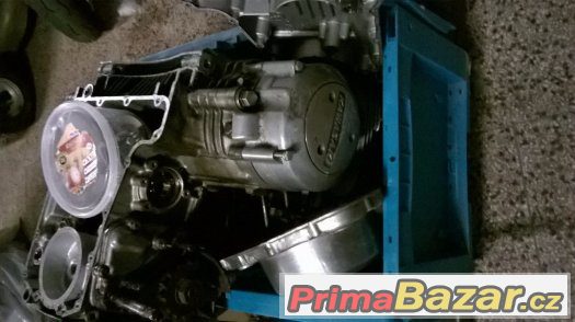 Kawasaki Z 650 - motor-díly – fotografie 2
