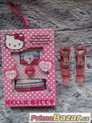 Set gumiček Hello Kitty a dětský lesk na rty Minnie