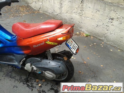Gilera Runner FXR 180 2T – fotografie 2