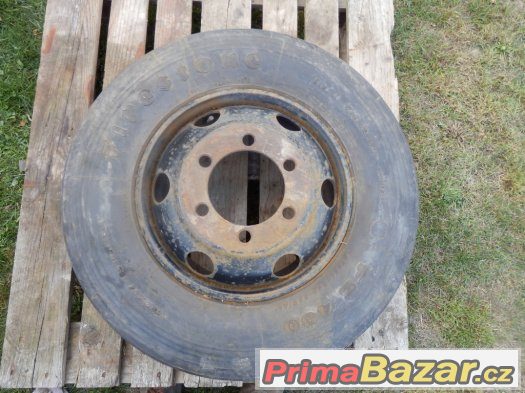 FIRESTONE FS 400; 8.5R 17.5; 12PR (121/120M) – fotografie 1