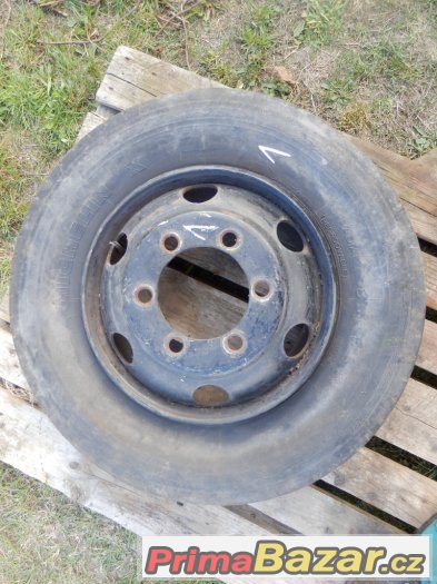 MICHELIN X, 8.5 R 17.5 XZA; 121/120M – fotografie 1