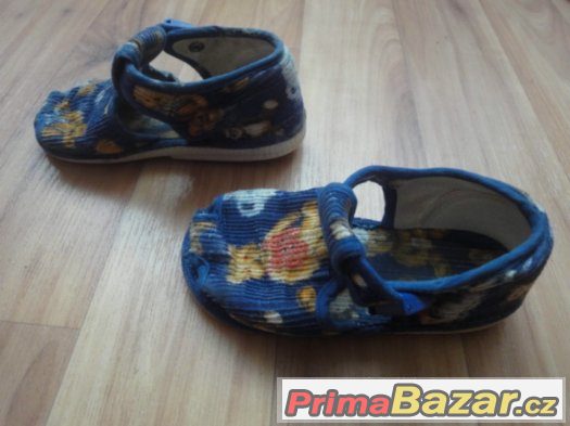Dětské bačkůrky. Délka stélky cca 14cm. Dětské boty jsou pou – fotografie 2