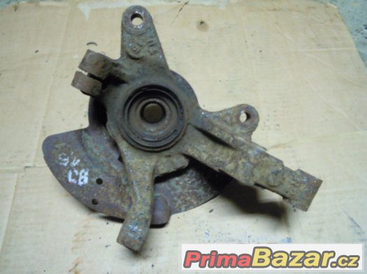 Mazda 323 BJ 1.5, r.v. 98 - 03 - pravá přední těhlice – fotografie 2