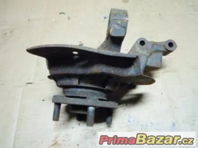 Mazda 323 BJ 1.5, r.v. 98 - 03 - pravá přední těhlice