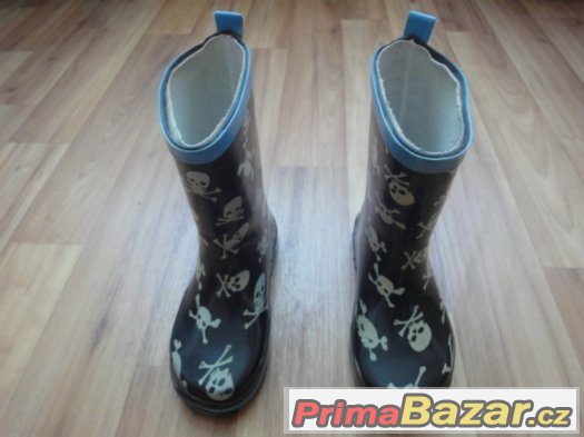 Dětské holinky vel. 26. Délka stélky cca 16,5cm. Dětské boty – fotografie 1