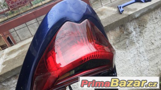 Suzuki GSF 1250 r.v. 2008 - podsedlovy plast – fotografie 3