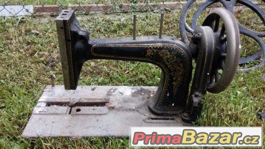 Šlapací šicí stroje – fotografie 5