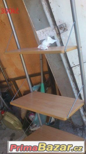 policoví regál  zavesny – fotografie 2