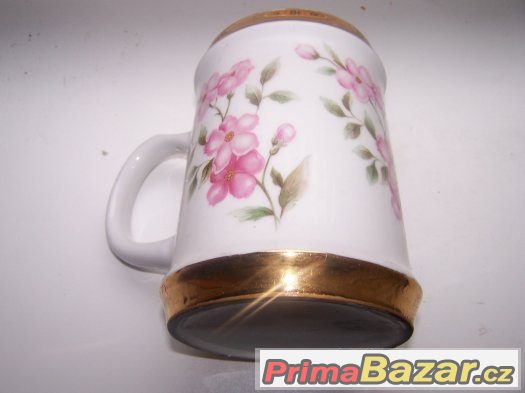 Porcelánový korbel – fotografie 2