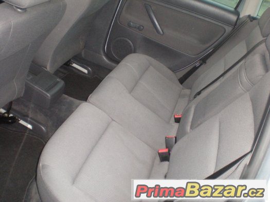 VW Passat 1,9 ccm TDI/96 kW - velmi zachovalý – fotografie 4