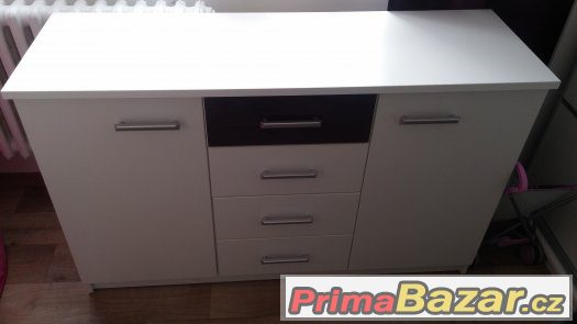 Komoda – fotografie 1