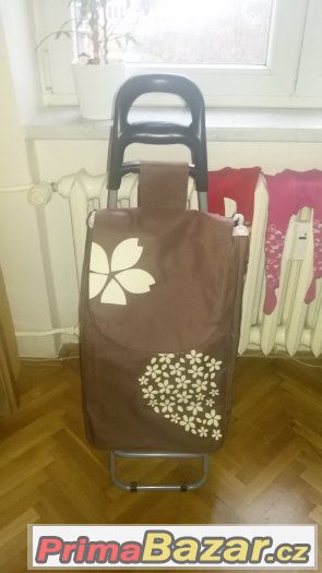 Nákupní taška na kolečkách – fotografie 1