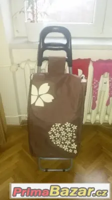 Nákupní taška na kolečkách
