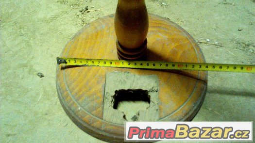DŘEVĚNÁ LAMPA + 1x DŘEVĚNÝ STOJAN NAVÍC – fotografie 4