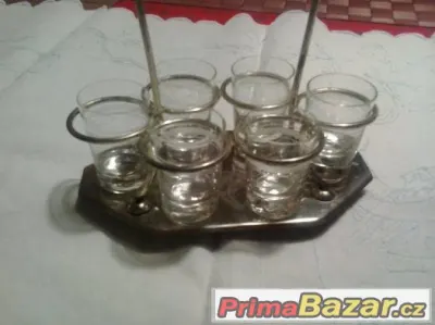 Tácek se štamprlaty