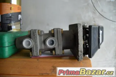 Pedálový brzdič 2.okruhy Liaz,Tatra