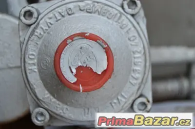 Nepoužitý Automatický zátěžový regulator.Liaz