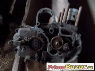 Jaw 500 OHC 00 1952 šnek