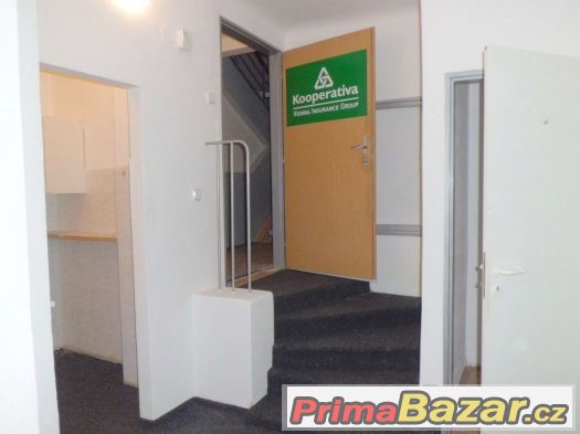 Kancelář / Sklad, 2 místnosti + zázemí, 37m2, ul.Osadní, P7 – fotografie 3
