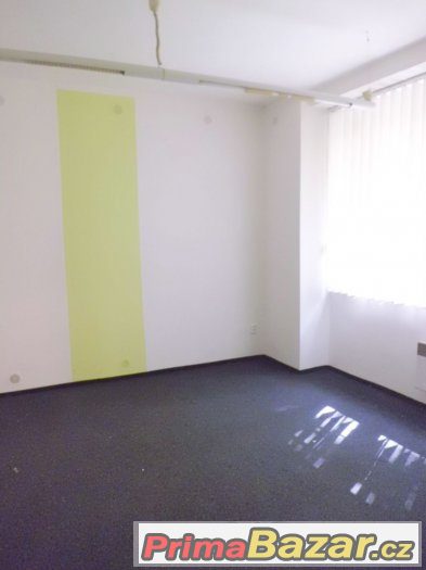 Kancelář / Sklad, 2 místnosti + zázemí, 37m2, ul.Osadní, P7 – fotografie 4